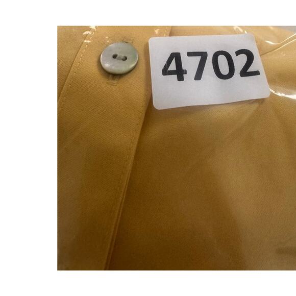 Gold Label Investments Petites 12P Non-Iron Cotton Button Front Shirt - Picture 7 of 7